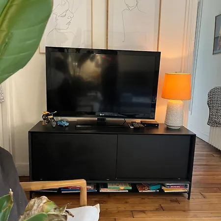 New Flat, Canal Saint Martin, Close To Marais * Parigi